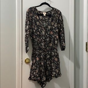 Black patterned romper